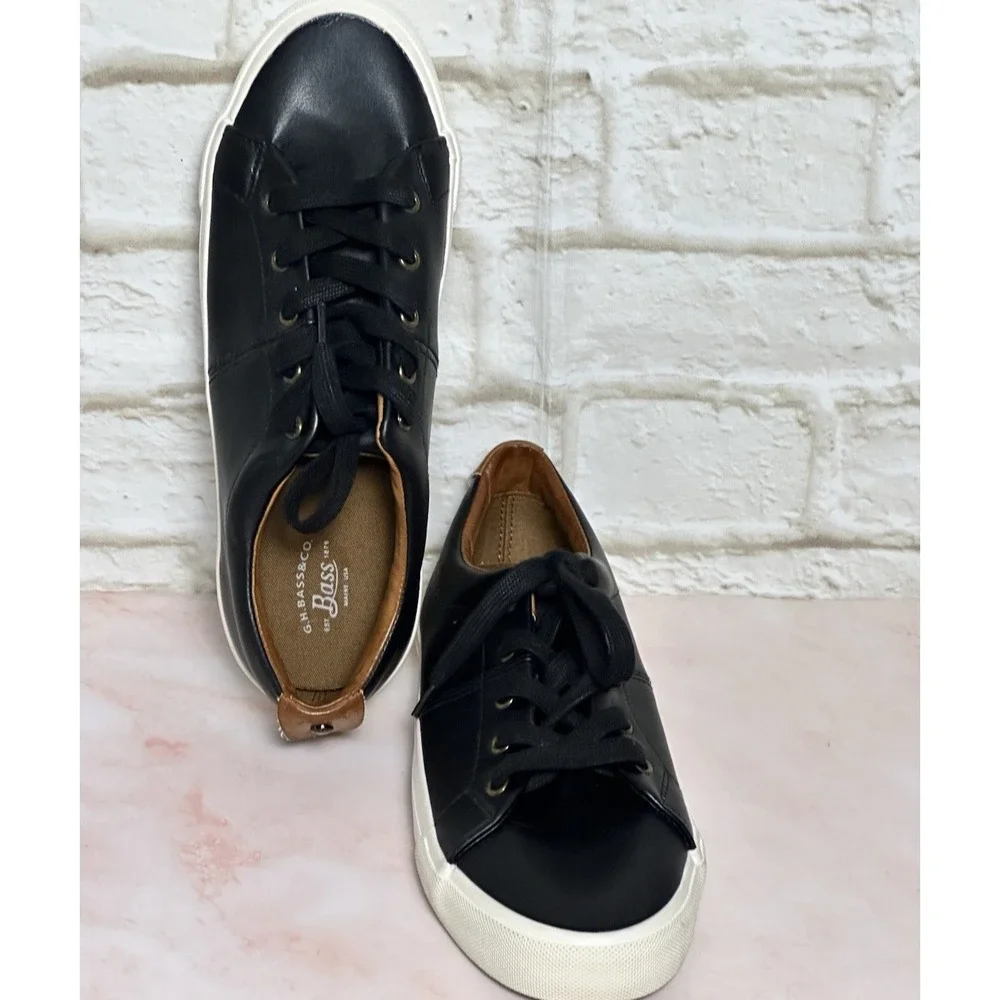 G.H. Bass & Co. Men's Boy's Black‎ Preppy Sneakers Size 8M